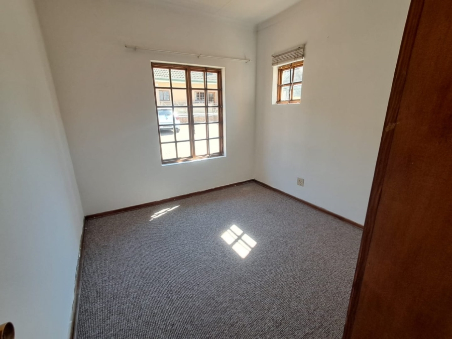 2 Bedroom Property for Sale in Navalsig Free State